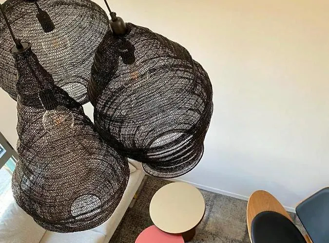 Le Trait D'union Апартаменты *